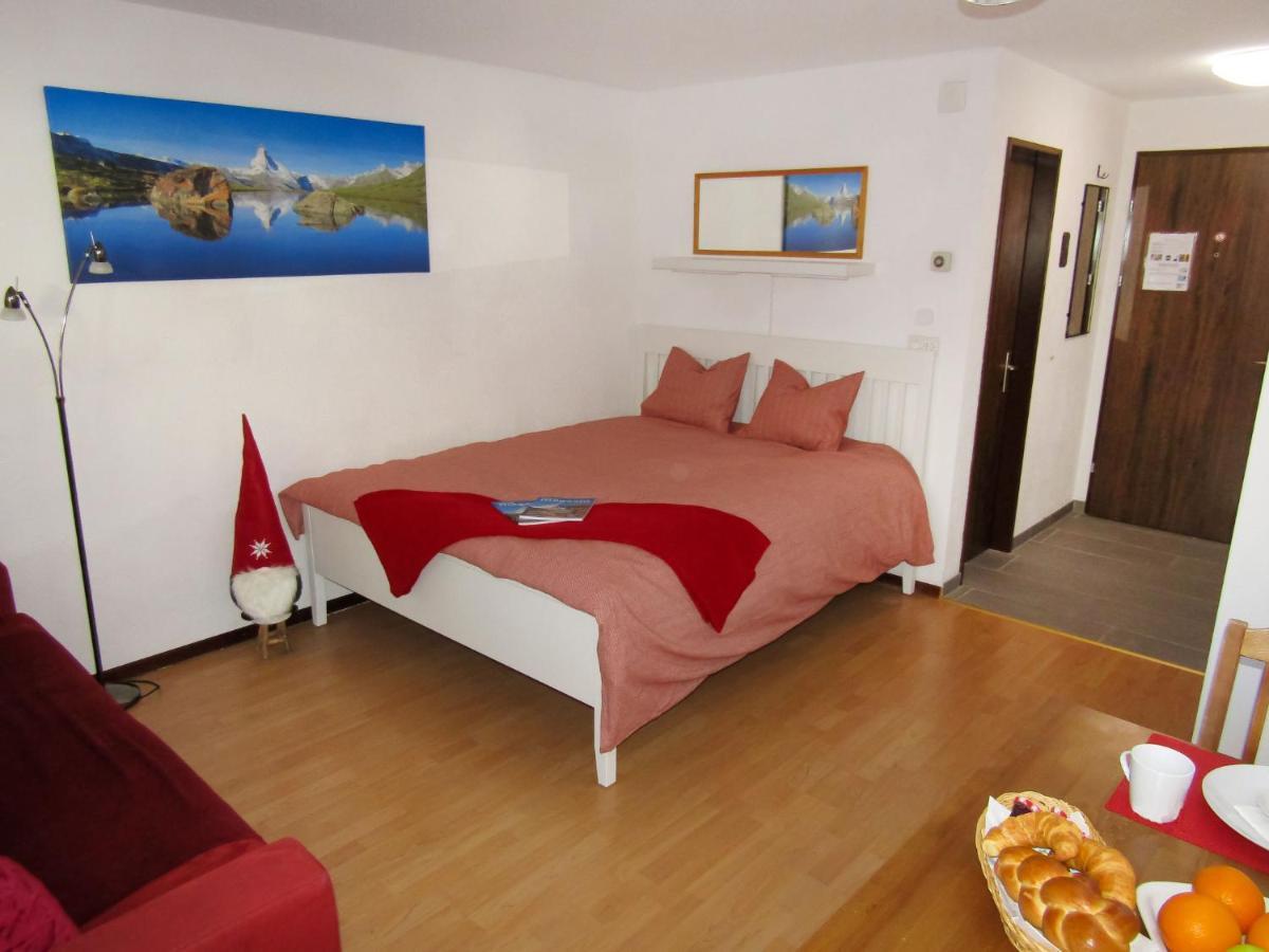 Apartment Sungold-1 By Interhome Zermatt Luaran gambar